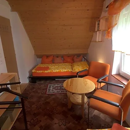 Orange House Kladenske Rovne